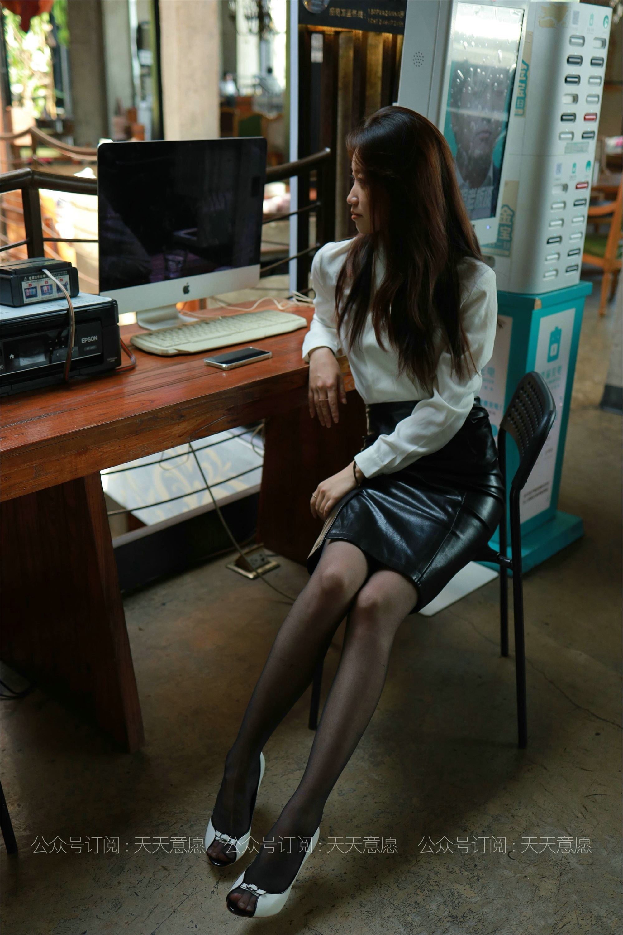 IESS异思趣向  2021.06.30 丝享家847：小高《OL黑玫瑰》